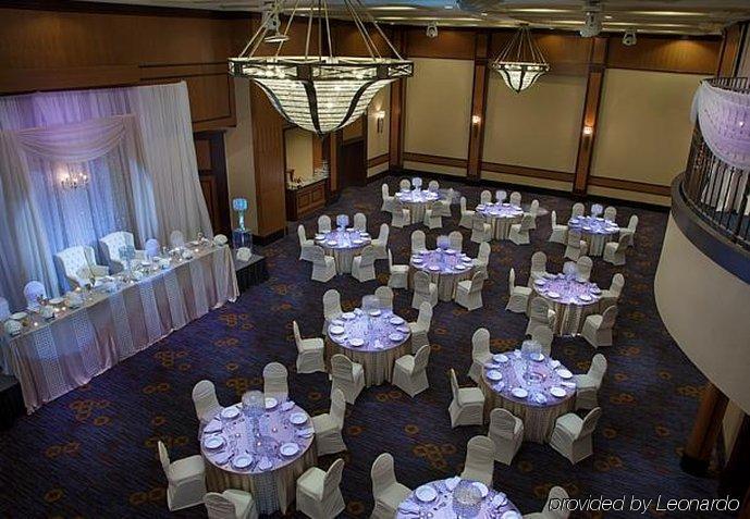 Courtyard By Marriott Toronto Hotel Brampton